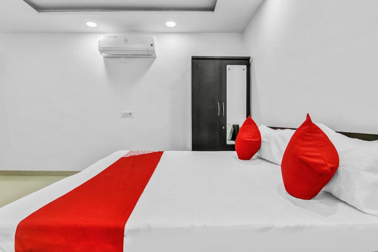Flagship Hotel Secret Mirage Near Rithala Metro Station New Delhi Exterior photo