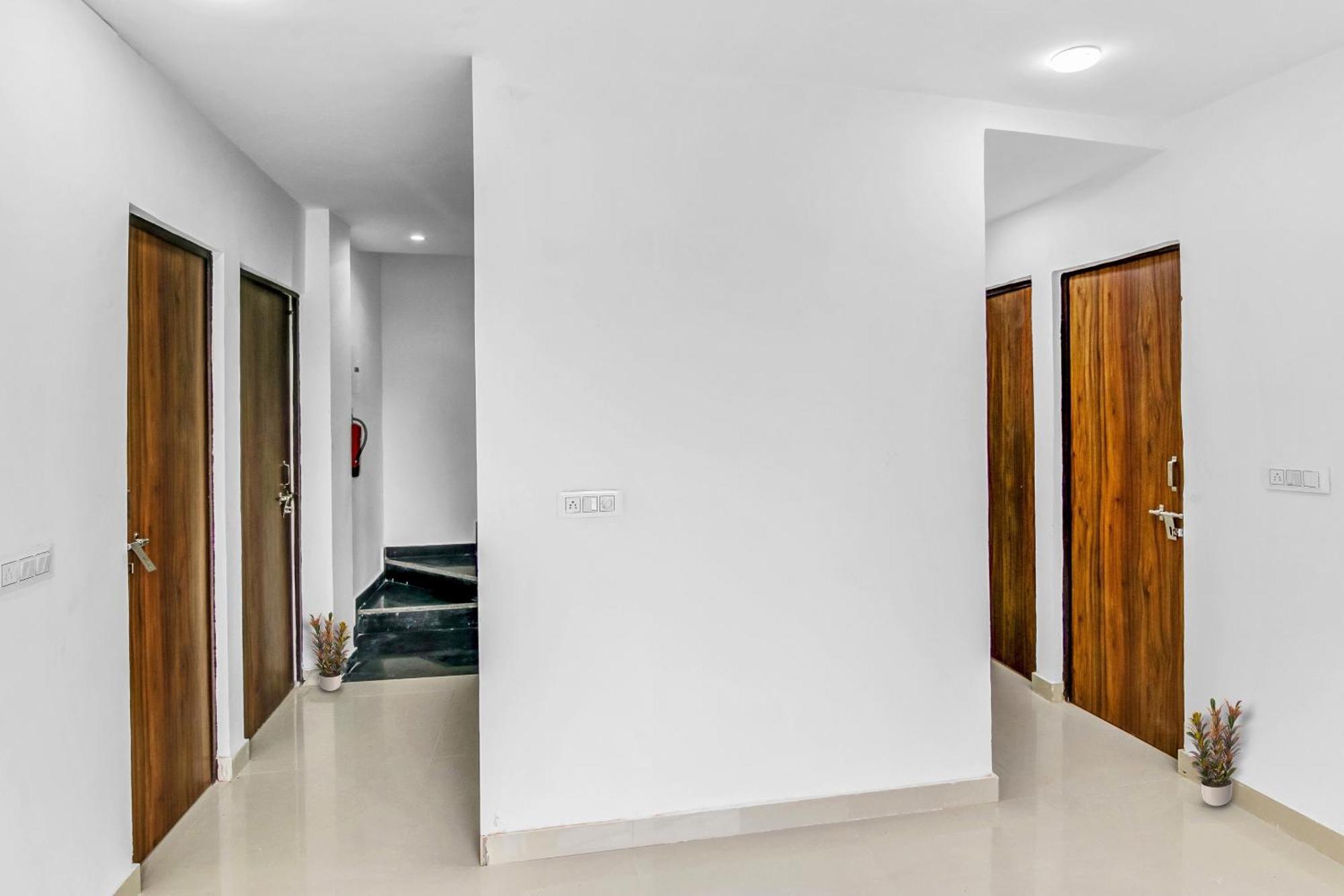 Flagship Hotel Secret Mirage Near Rithala Metro Station New Delhi Exterior photo